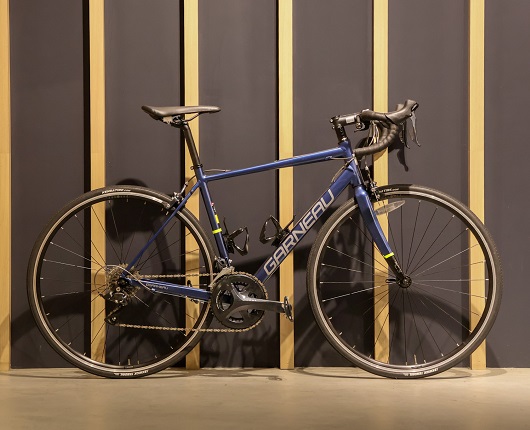 取扱商品 GIANT BIANCHI MERIDA MARIN ISADORE PelotondeParis 他